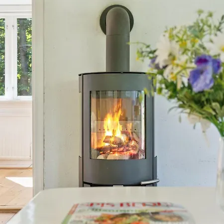 Aria - 1km From The Sea By Interhome *