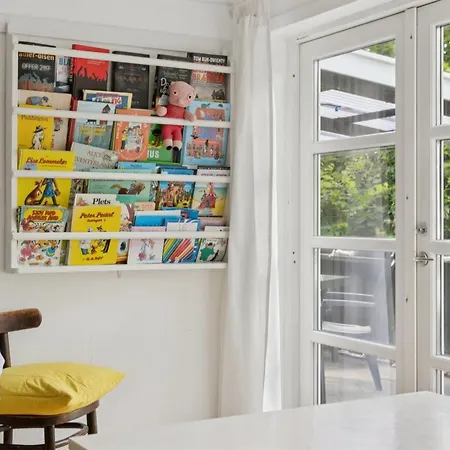 Vakantiehuis Aria - 1km From The Sea By Interhome